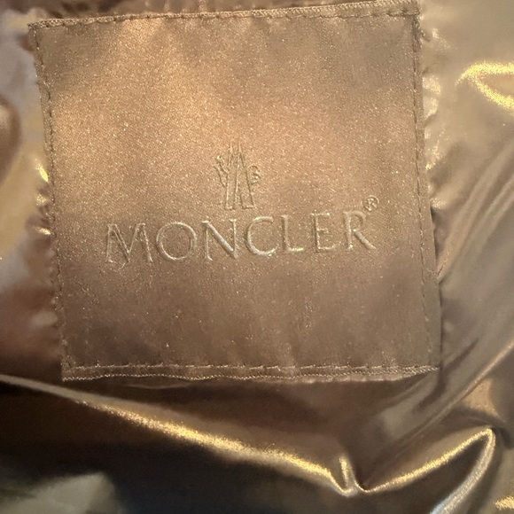 Moncler Women's Cream Puffer Jacket - Picture 3 of 8